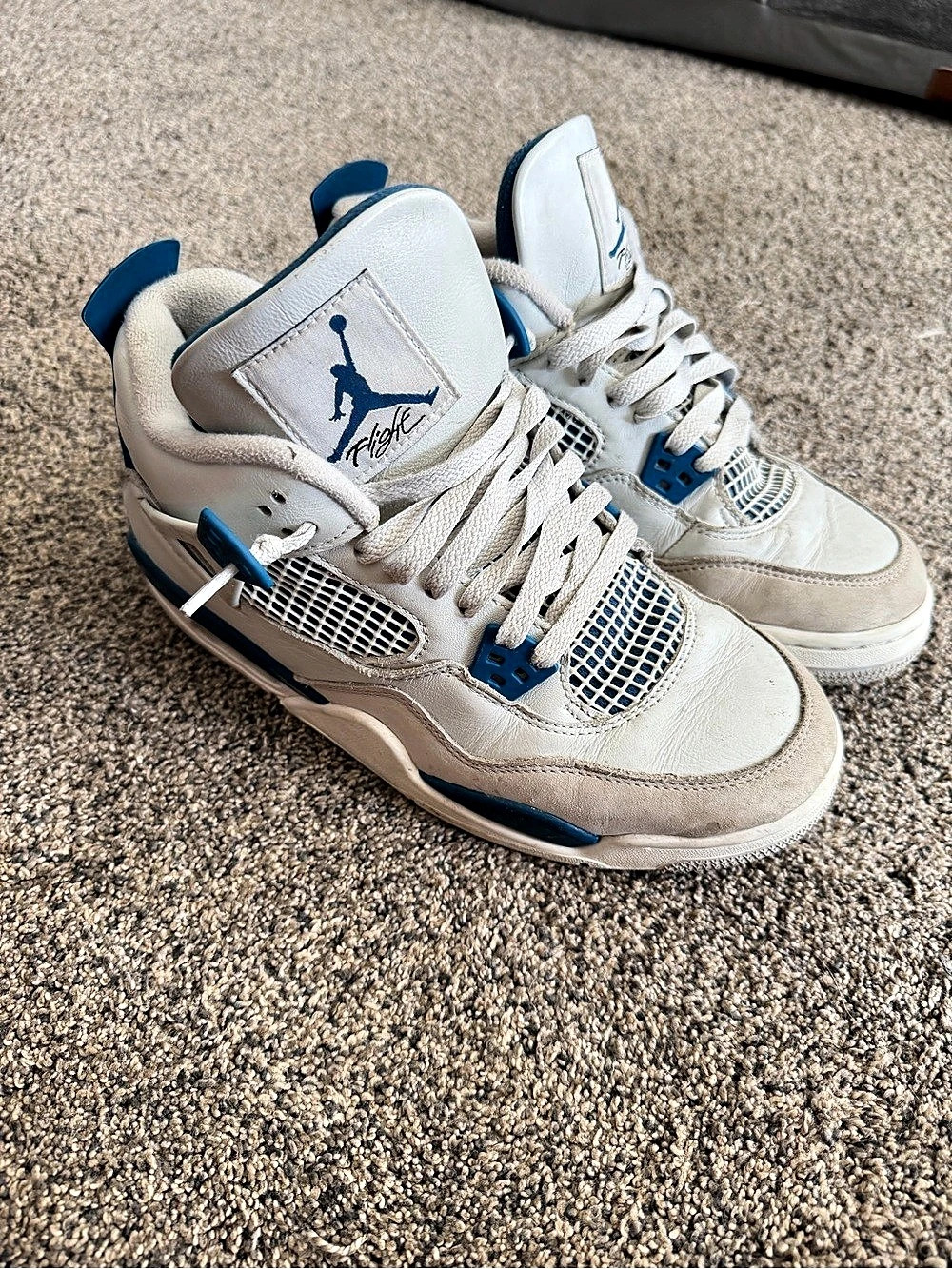 Nike Air Jordan 4 Retro Sneakers